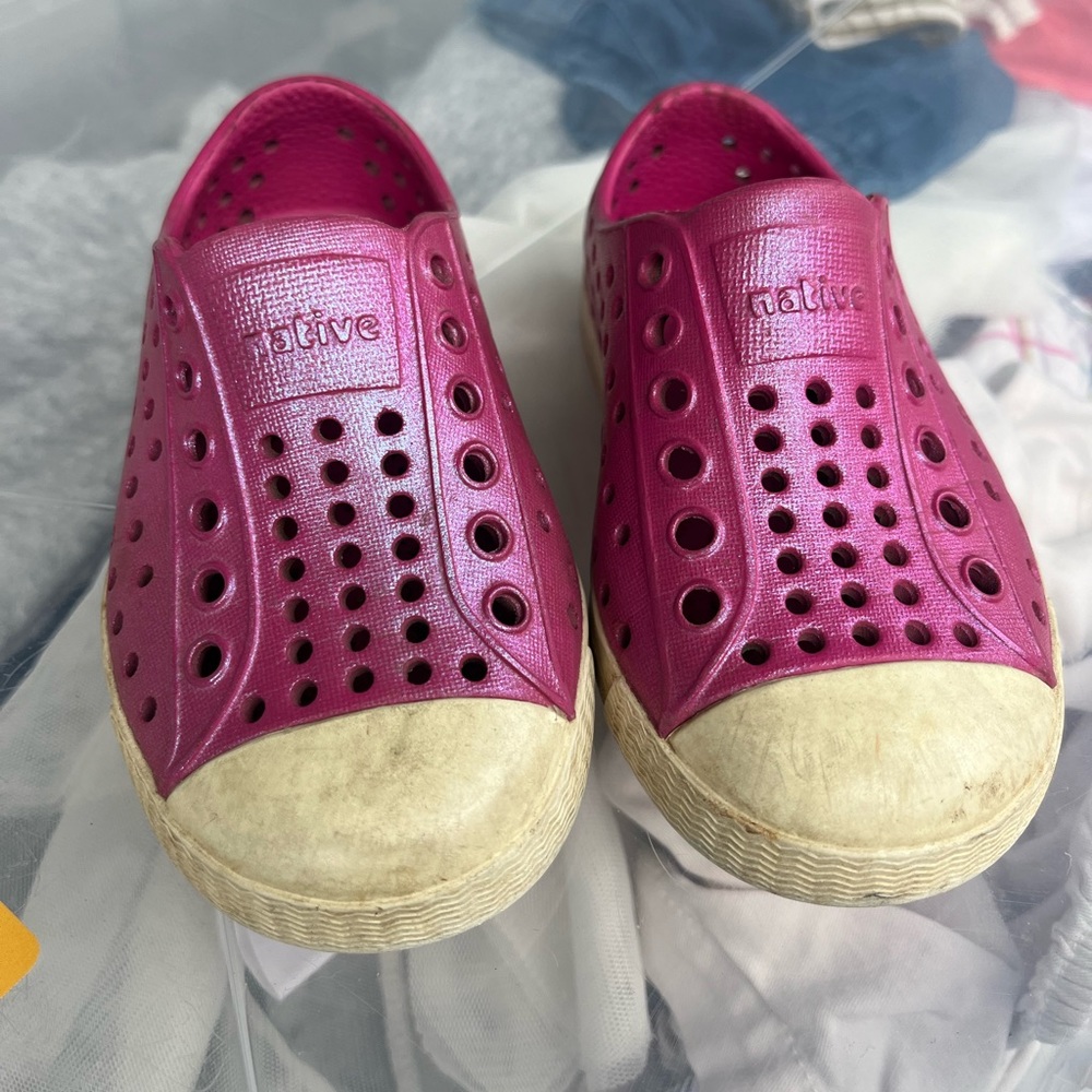 Pink Native Shoes, size c7, could use a clean but good condition